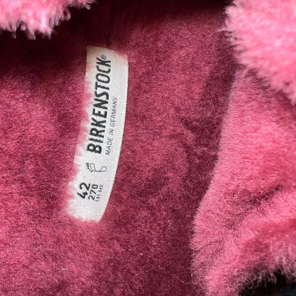 Birkenstocks Faux Fur Lined Sandals - Picture 4 of 5